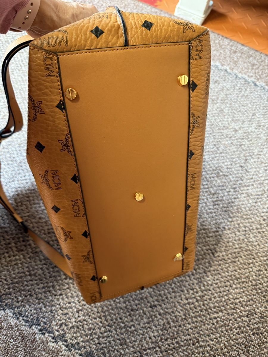 Taschen für Damen: Mcm – Gebraucht aus visp von Kmemo1 1