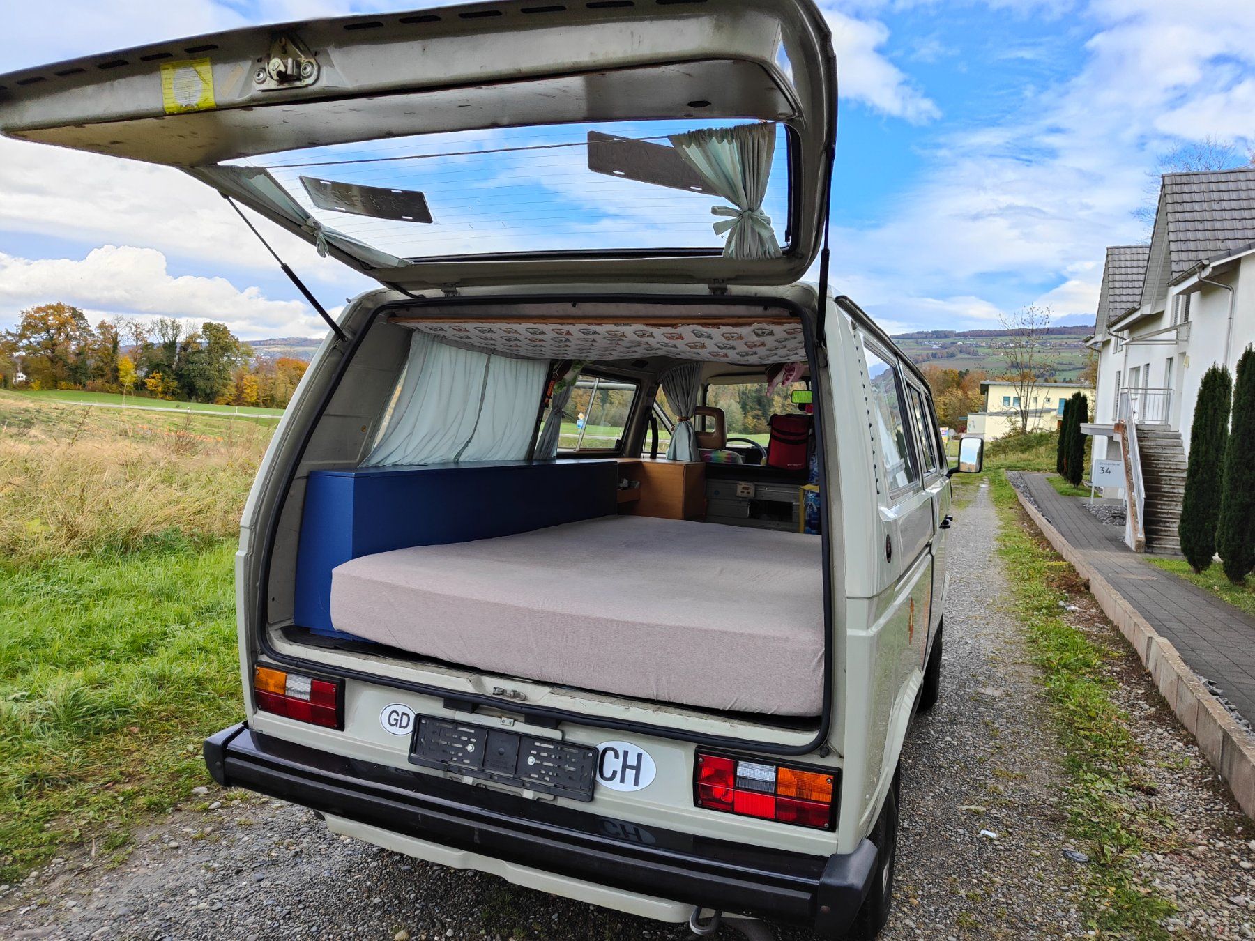 VW Camping Fahrzeuge: VW T3 Bus / Wohnwagen – Gebraucht aus Fischbach-Göslikon von SimonaL 2