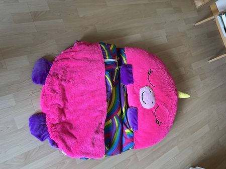 Kinder Spiel und Kuschel Schlafsack Einhorn