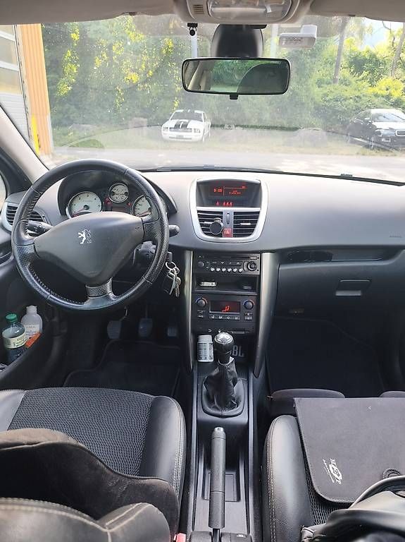 Autos: 207 SW 16v Premium Outdoor  – Gebraucht aus Fully von gab_f2ch 4