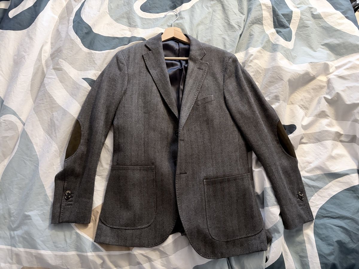 Massimo Dutti Vestes: Veste Blazer Massimo Dutti – D'occasion à Montpreveyres par hae_zk6g