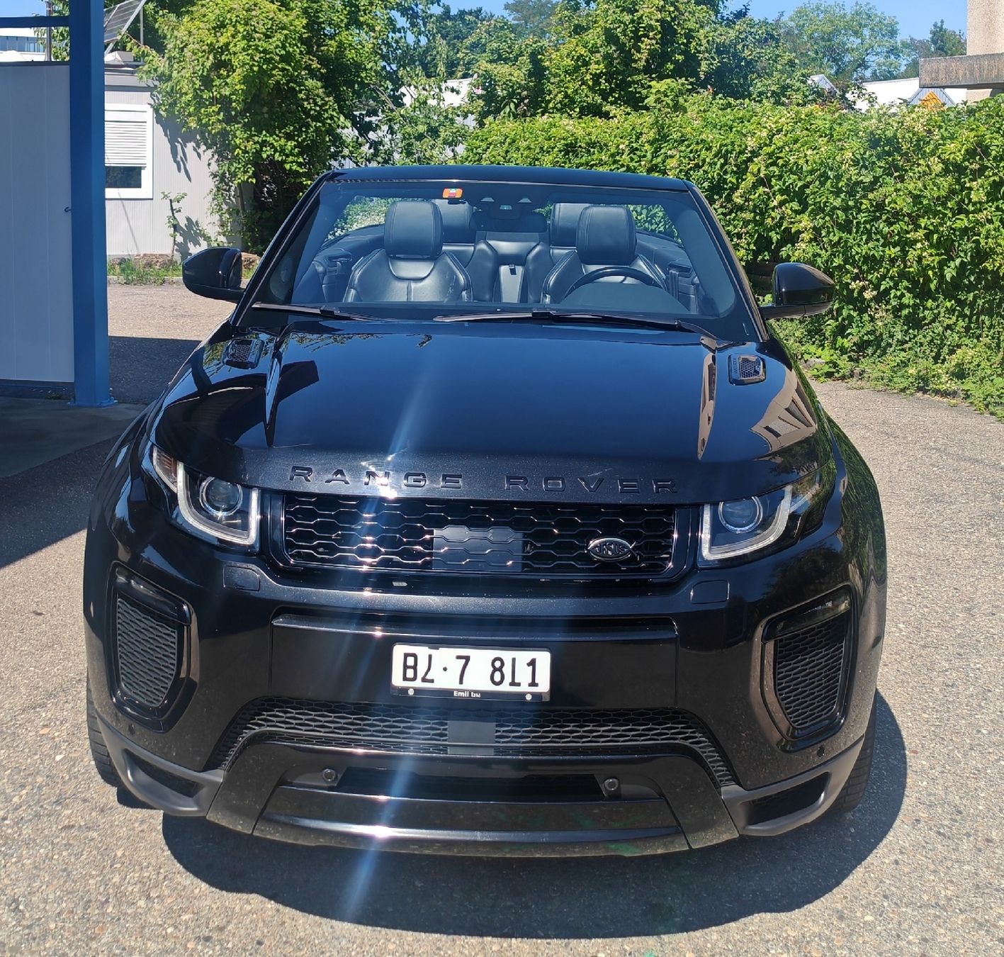 Land Rover Automobili: Range Rover Evoque Cabriolet noir, superbe affaire! – Usato da Basel venduto da ICI-CHEZ-NOUS