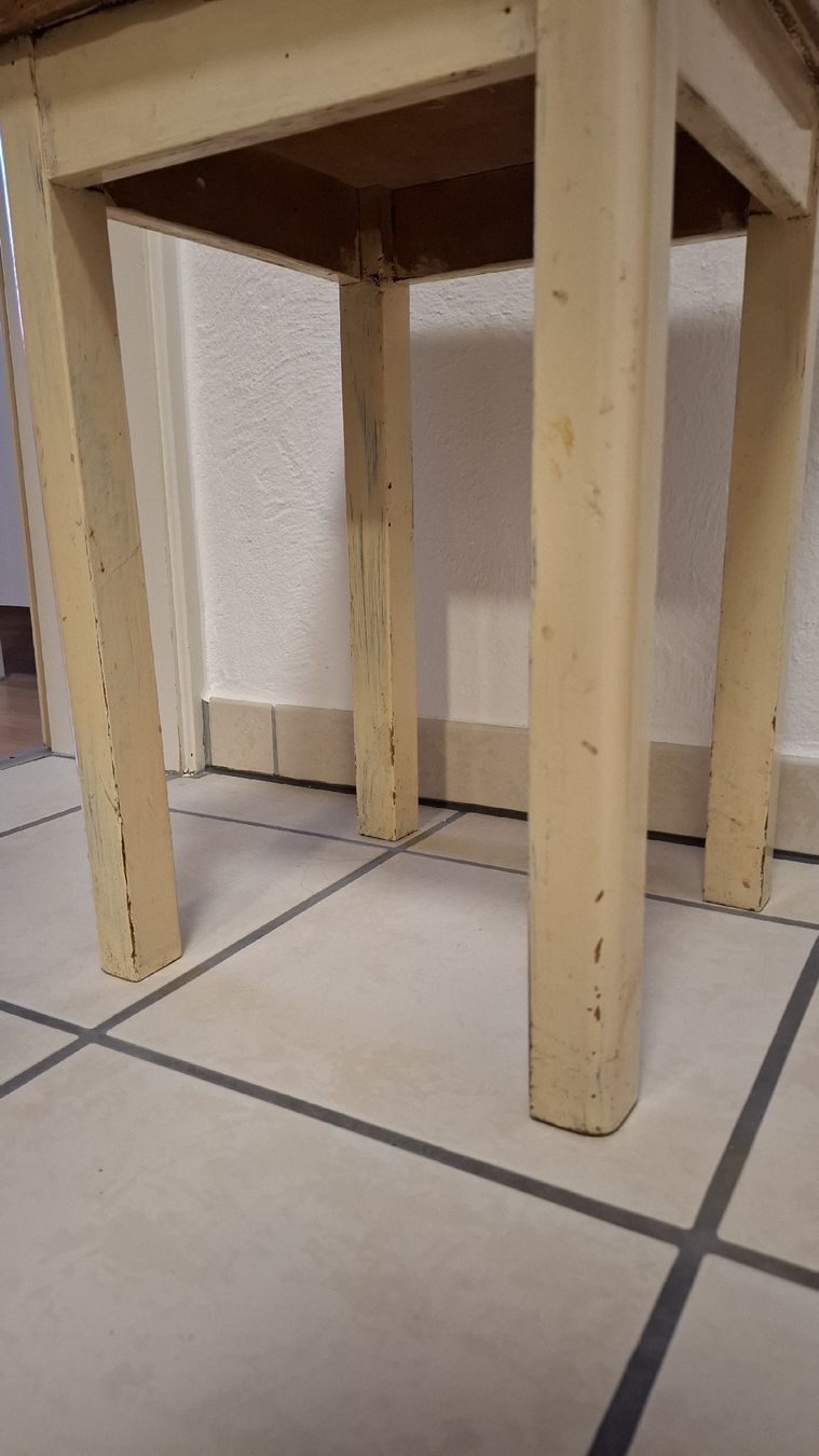 Sgabelli: Holzhocker 70-er Jahre – Usato da Winterthur venduto da DanielaB07 2