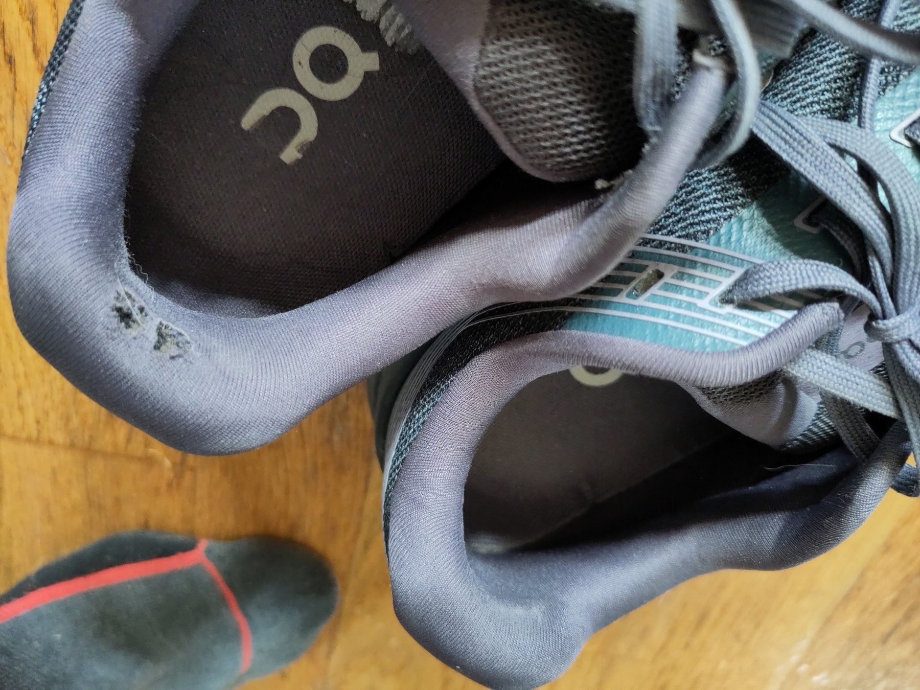 On Scarpe da uomo: Chaussures de running On CloudTec bleu gris 43 – Usato da La Chaux-de-Fonds venduto da JeanSeb 5