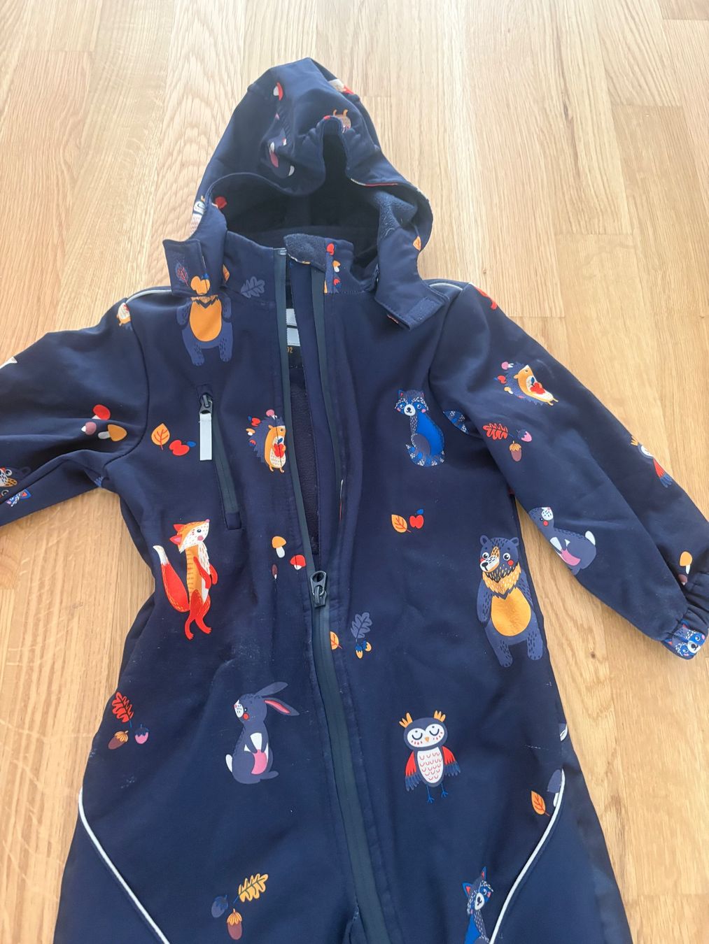 Tute: Kinder Softshell Overall blau mit Tiermotiv gebraucht – Usato da Oensingen venduto da Diksik 1