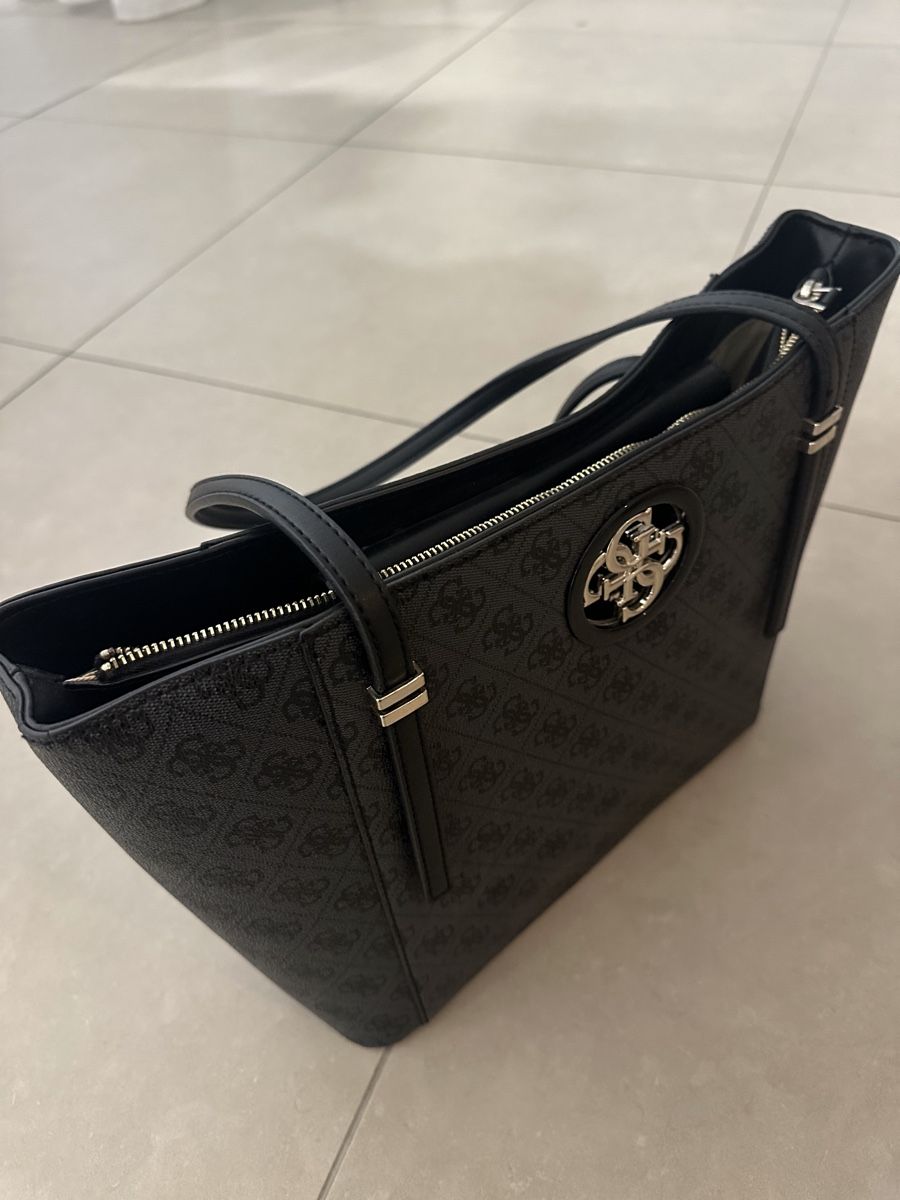Guess Borse da donna: Guess Handtasche – Usato da Dübendorf venduto da lum_5nv2 1