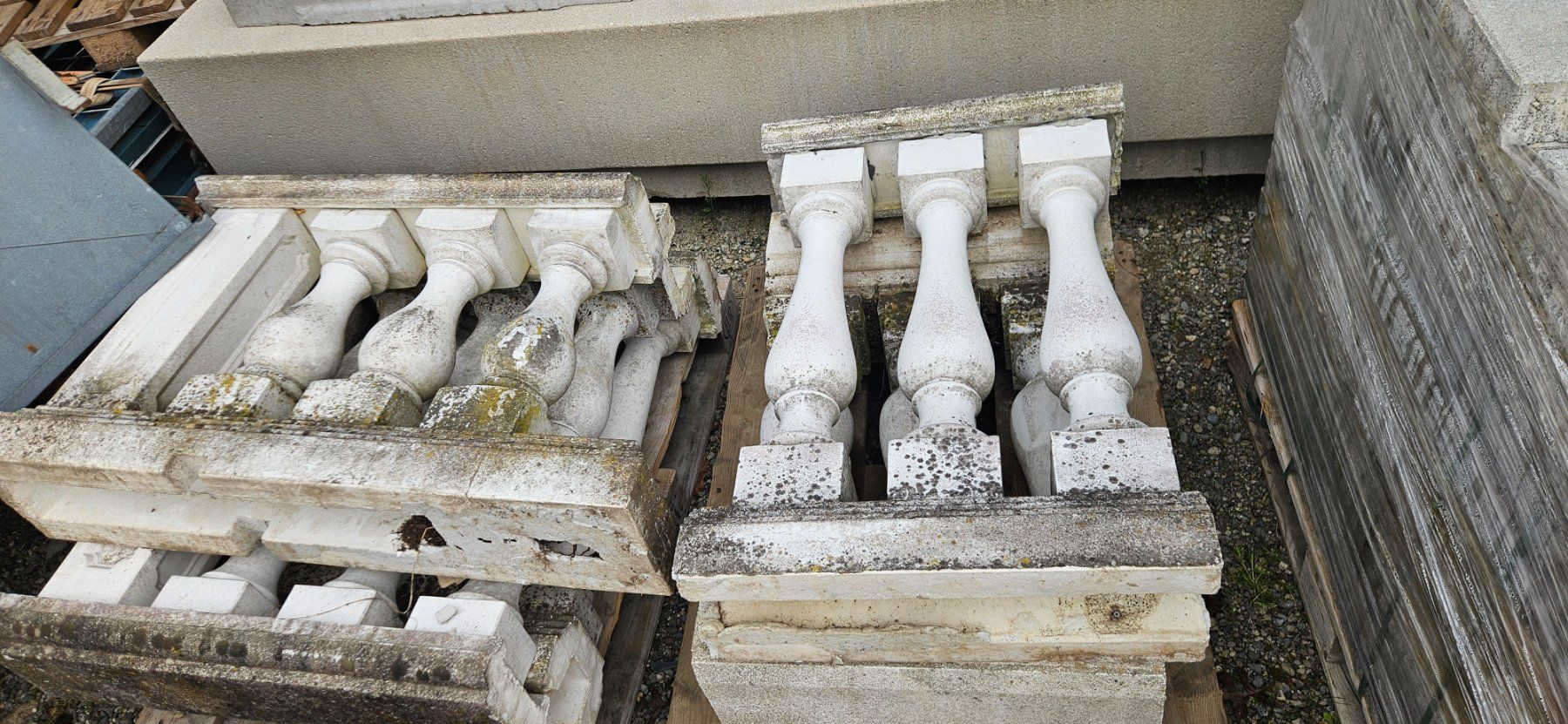 Tutte le decorazioni: Antike Balustrade aus Stein / Garten Deko – Usato da Wynigen venduto da Appaloosa01