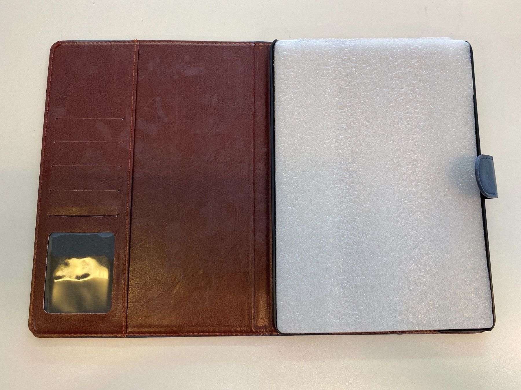 Altri accessori: iPad 9.7inch Hülle – Nuovo (secondo la descrizione) da Holderbank venduto da brr98 3