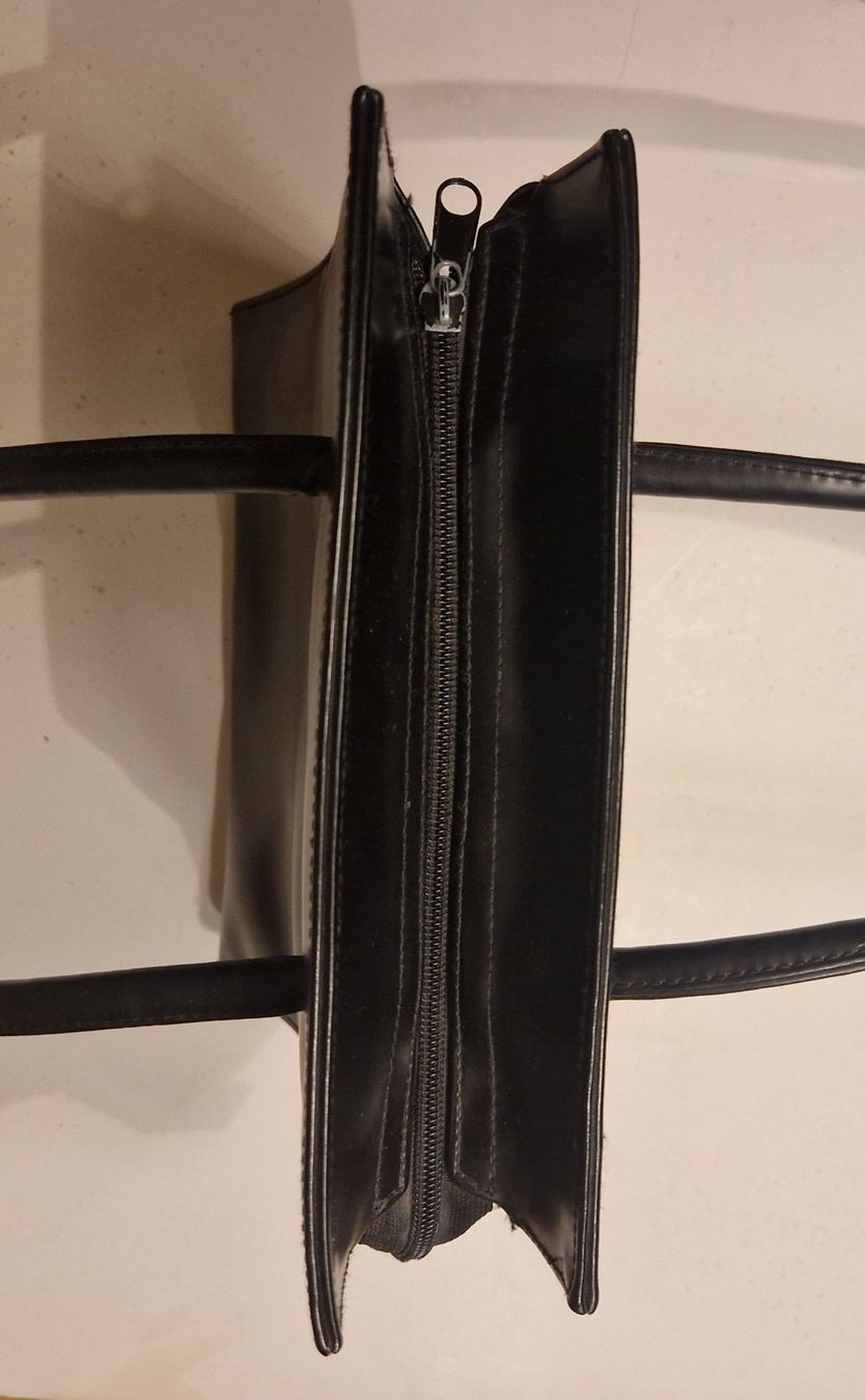 Borse da donna: Handtasche von EQUIP Australia / sauber – Usato da Nänikon venduto da kriki 4
