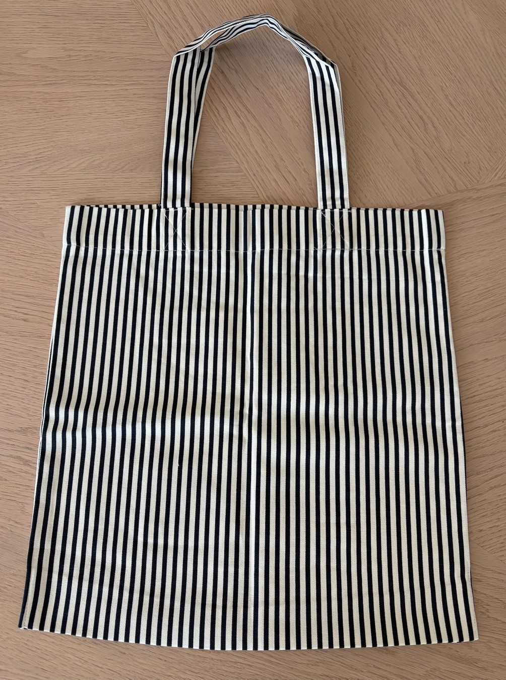 Taschen: YERSE Tasche 42x39cm NEU – Neu (gemäss Beschreibung) aus Degersheim von Starkigel 4
