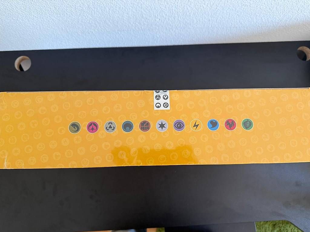 Pokémon Carte collezionabili: Pokémon boîte cadeau Voltali – Nuovo e nell'imballaggio originale da Chexbres venduto da Collectors-Peak 2