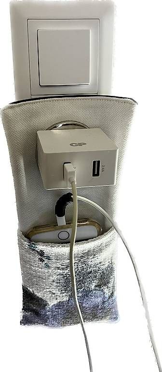 Staffe: Handyhalter Steckdose Handytasche Ladetasche Smartphone – Usato da Ehrendingen venduto da Veiga