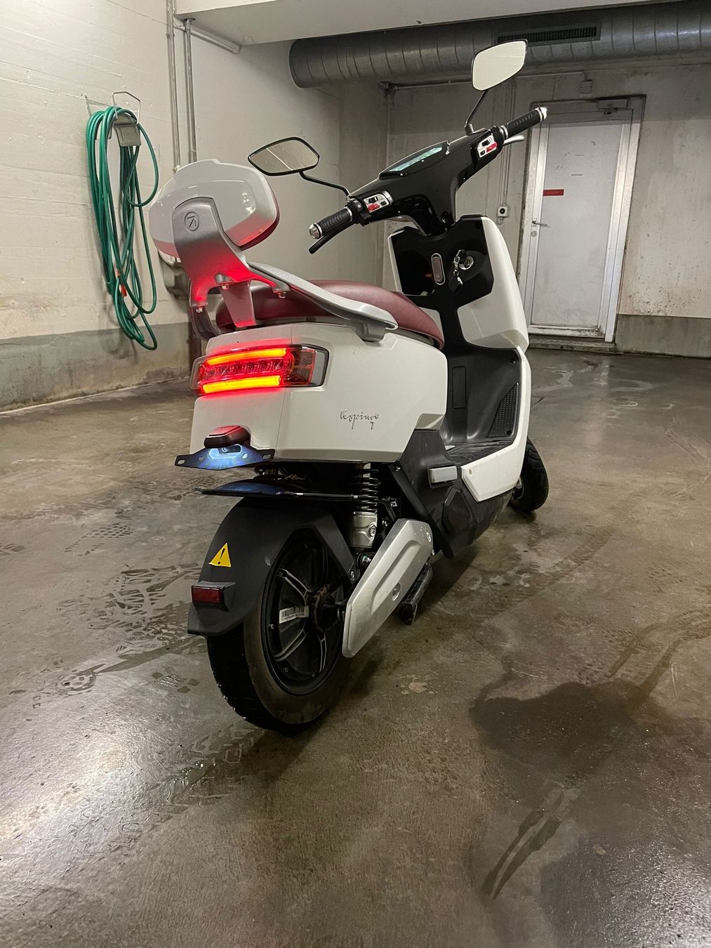 Vespino Scooters: Elektroroller Vespino 7i S – D'occasion à Buchrain par RP12 1