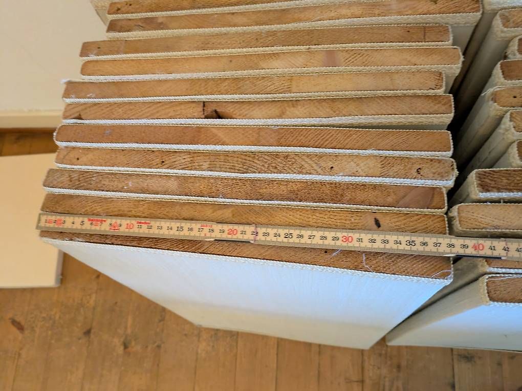 Tutti i DVDs: Einbau Regale Massiv Holz – Usato da Binningen venduto da Smile-46 2