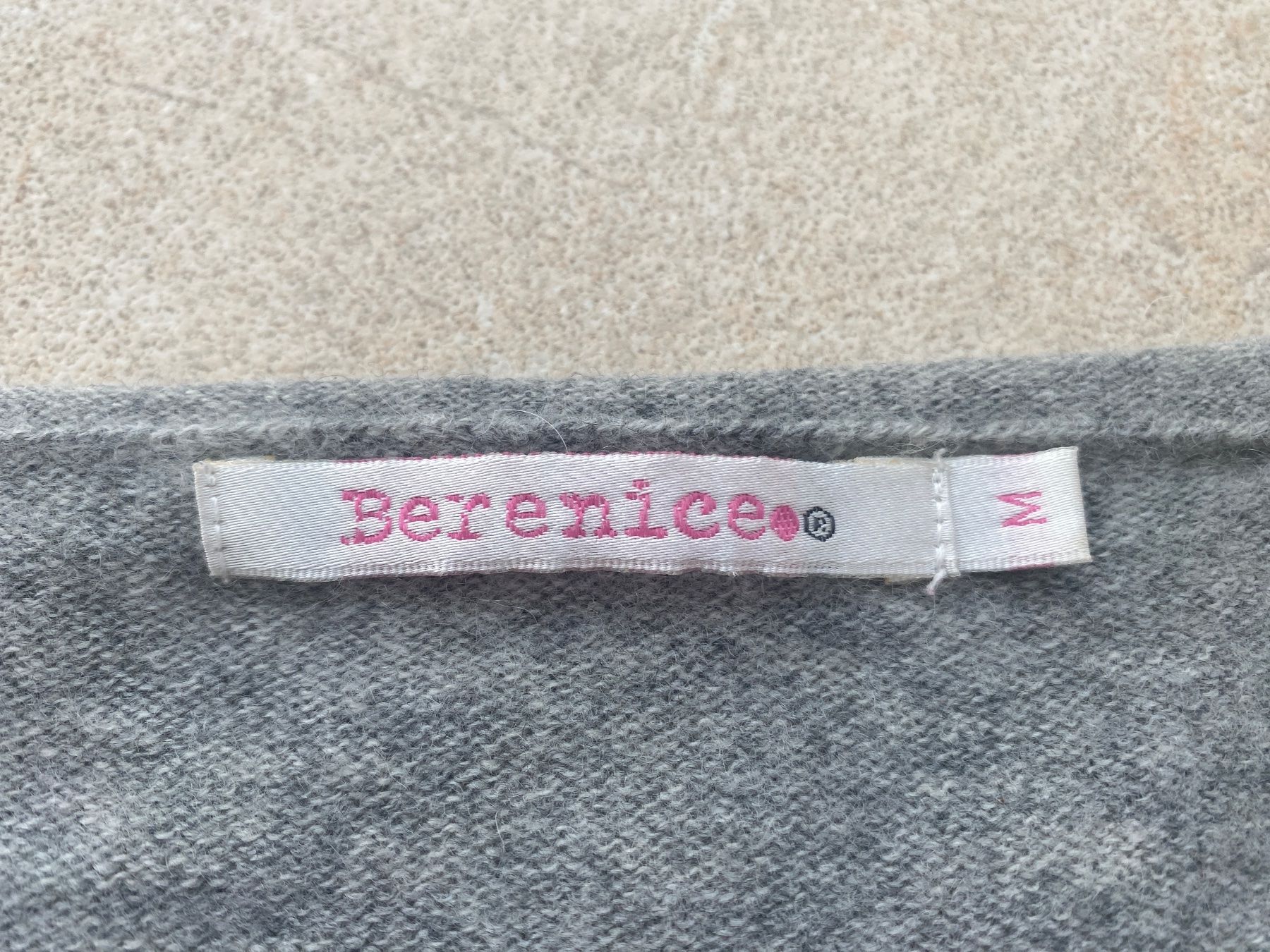 Maglioni & Felpe: Berenice Cashmere Merino Pullover mit Silber Herz – Usato da Allschwil venduto da Rosenfee 5