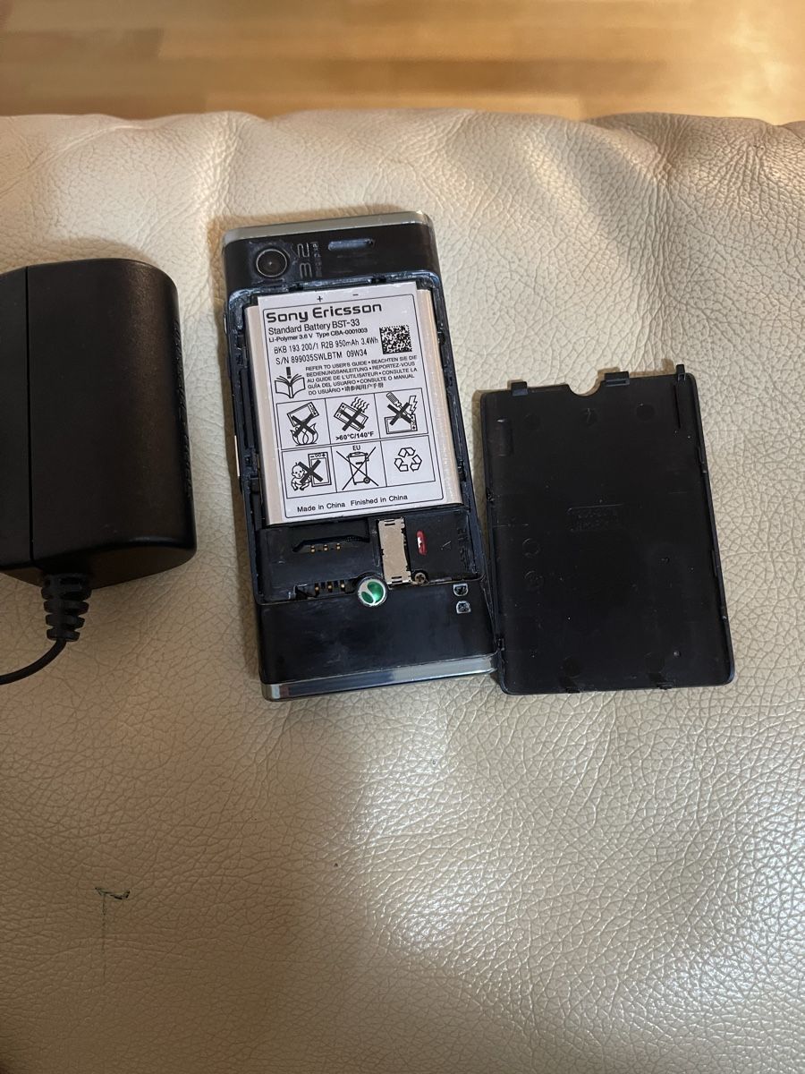 Ericsson Telefoni cellulari / Smartphones: Sony Ericsson W595 inkl lgerät – Usato da Regensdorf venduto da mex5145 7