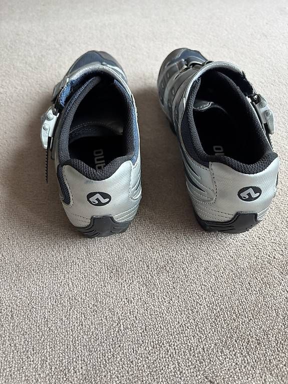 Chaussures hommes: Chaussures VTT Shimano SPD  taille 44 – D'occasion à Jussy par bru_xl8z 2