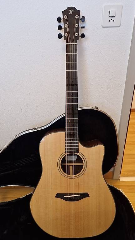 Furch Musikinstrumente: Furch Yellow Performance DC-SR a (Special Editon) – Gebraucht aus Schlieren von LaiskaSiili