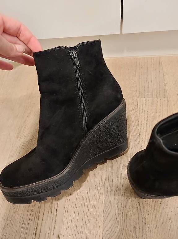 Chaussures femmes: Schuhe tg 38 – D'occasion à Hunzenschwil par Jonny-88 1