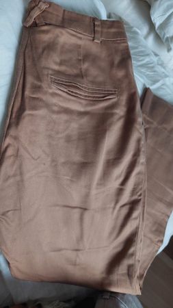 Hose gr.34,braun und kurze Beinlänge