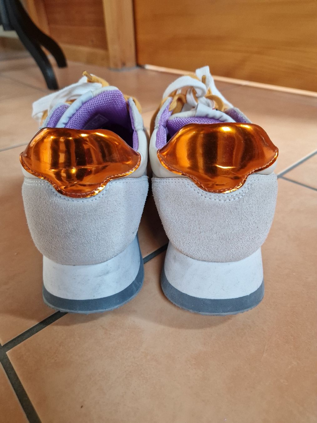 Scarpe da donna: Cafènoir Sneaker beige 38 – Usato da Lichtensteig venduto da Cocabana_16 6