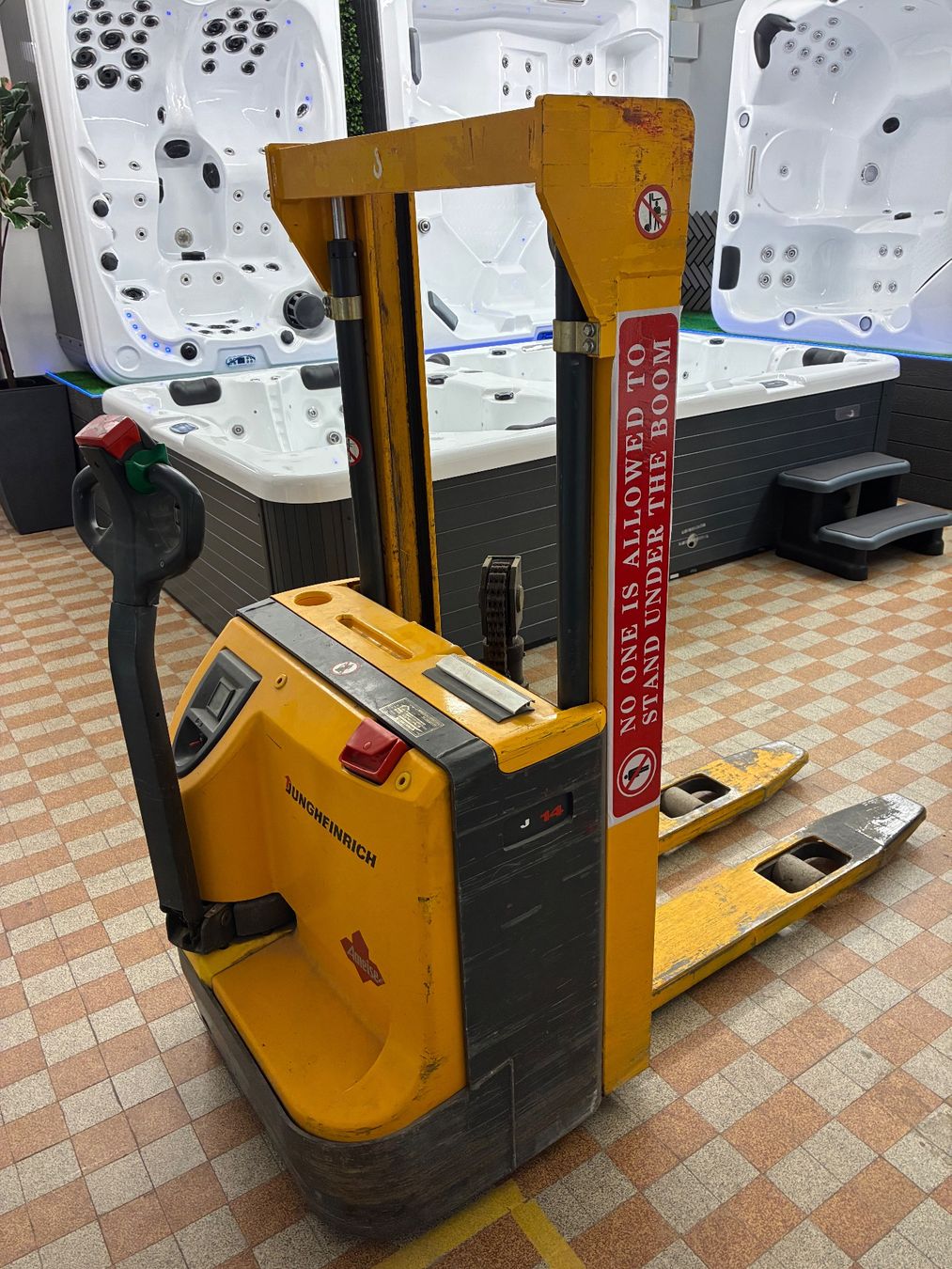 Jungheinrich Carrelli elevatori e a forche: Ameise Jungheinrich EJC14 – Usato da Oensingen venduto da Spaoutlet-Oensingen 1