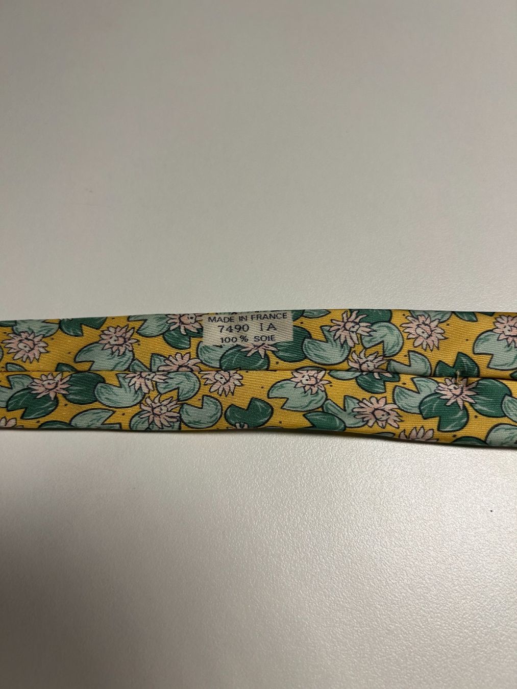 Hermès Cravatte: Hermès Seerosen Krawatte – Nuovo (secondo la descrizione) da Bern venduto da kurtikobolt74 2