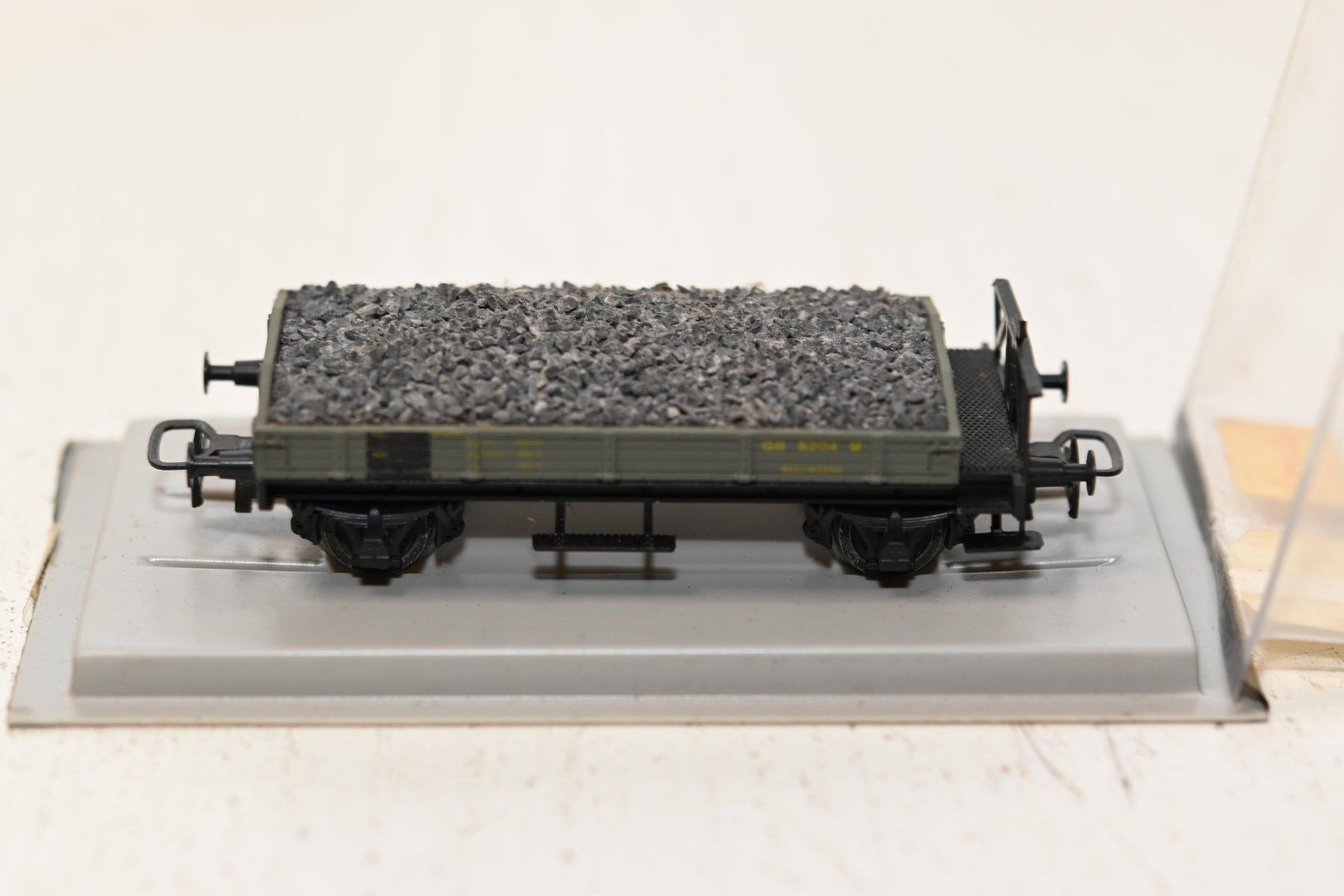 Modellini di ferrovie: Modellbahn Waggon beladen Ruco HO/AC – Usato da Laupen ZH venduto da Zmoewe 1
