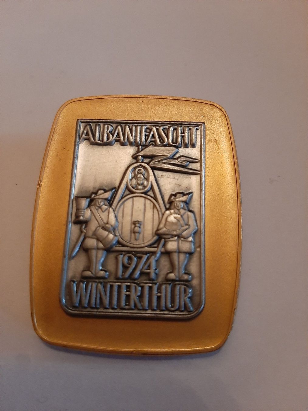 Placchette & Badge: Albanifäscht 1974 Winterthur Plakette – Usato da Waltenschwil venduto da moonshadowfreak