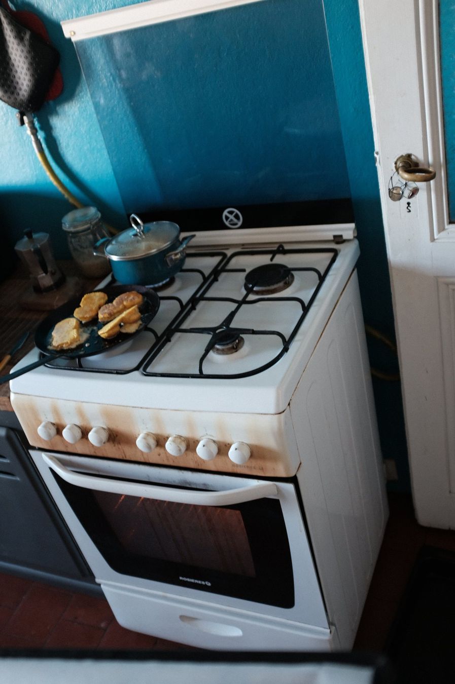 Cucine: Cuisinière à gaz Rosière – Usato da Genève venduto da maiakovski