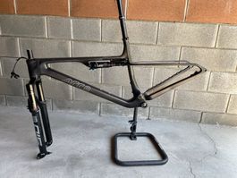 Cadre VTT ARC8 carbone,  M , fourche RockShox - Super état!
