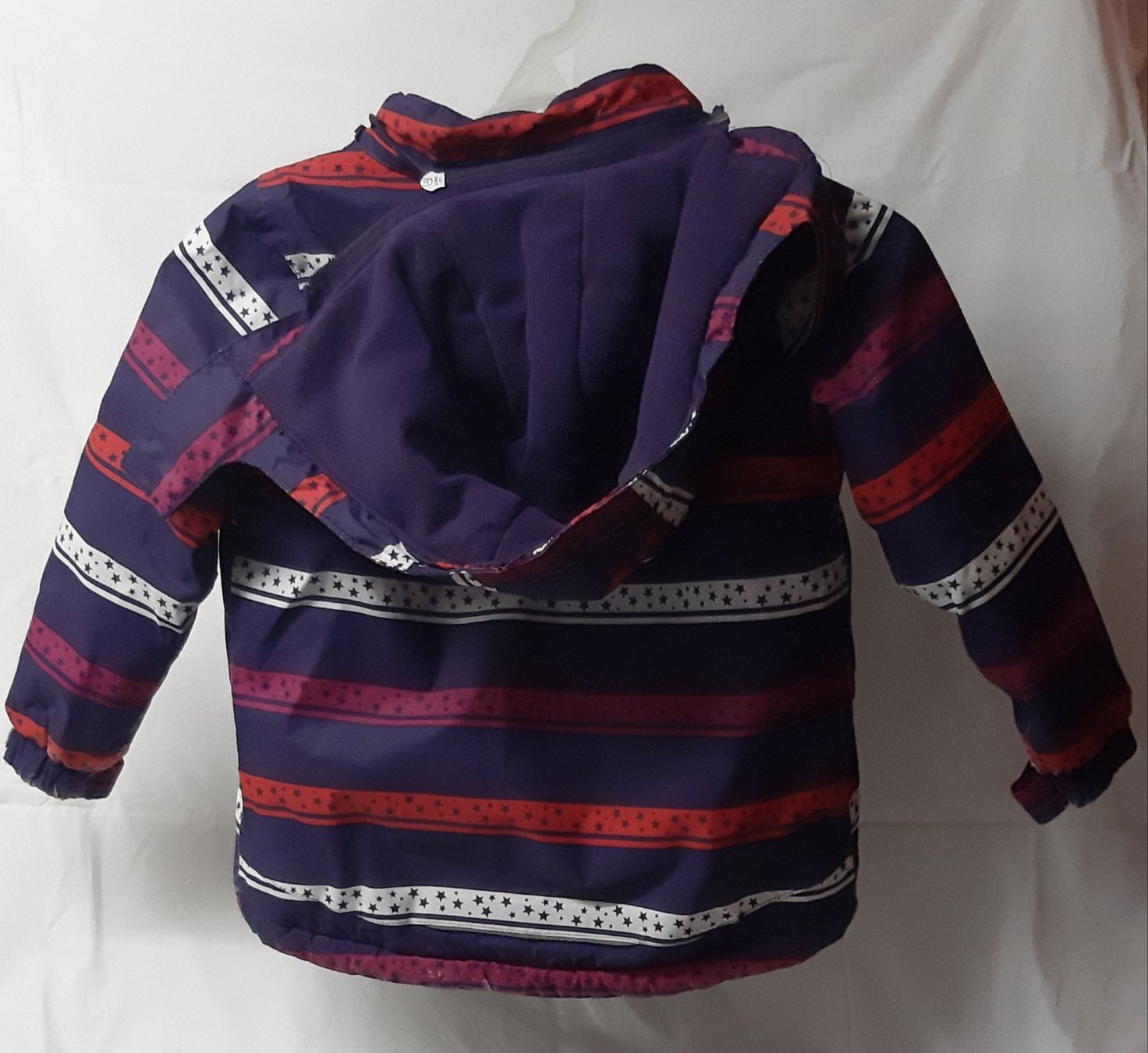 Tchibo Giacche & Cappotti: Stylische Winterjacke Mädchen Gr. 98/104 – Usato da Wiler b. Utzenstorf venduto da ryan81 2