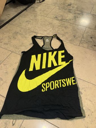 Nike Sportswear Tanktop schwarz