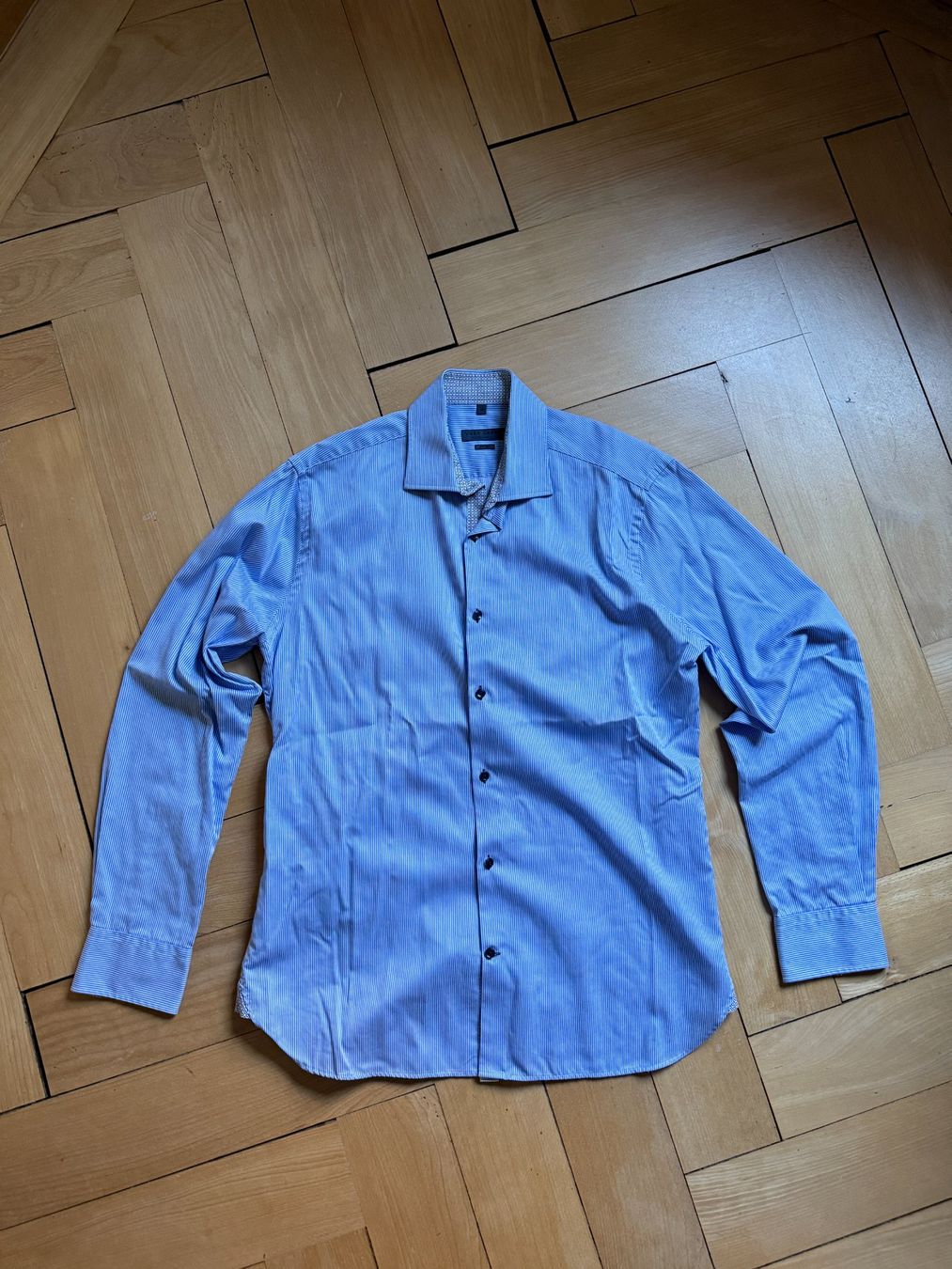 Camicie: YVES GERARD - Hemd blau-weiss gestreift 40 – Usato da Zürich venduto da Diazaio