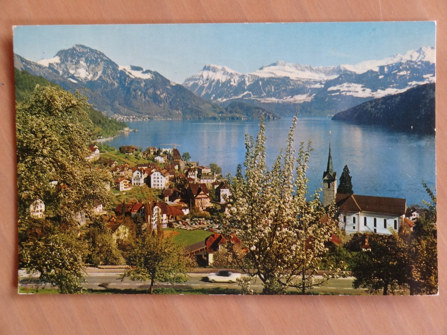 Cartoline postali: Weggis - et les Alpes - 1975 – Usato da St Léonard venduto da Riglin