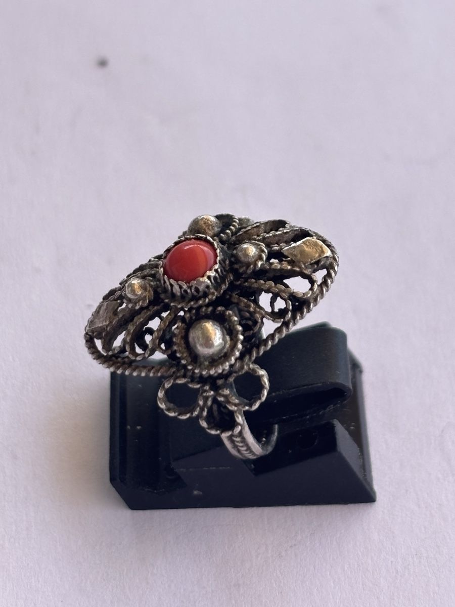 Anelli: Ring Silber 925 mit rotem Stein  – Usato da Langnau am Albis venduto da flusspflege 1