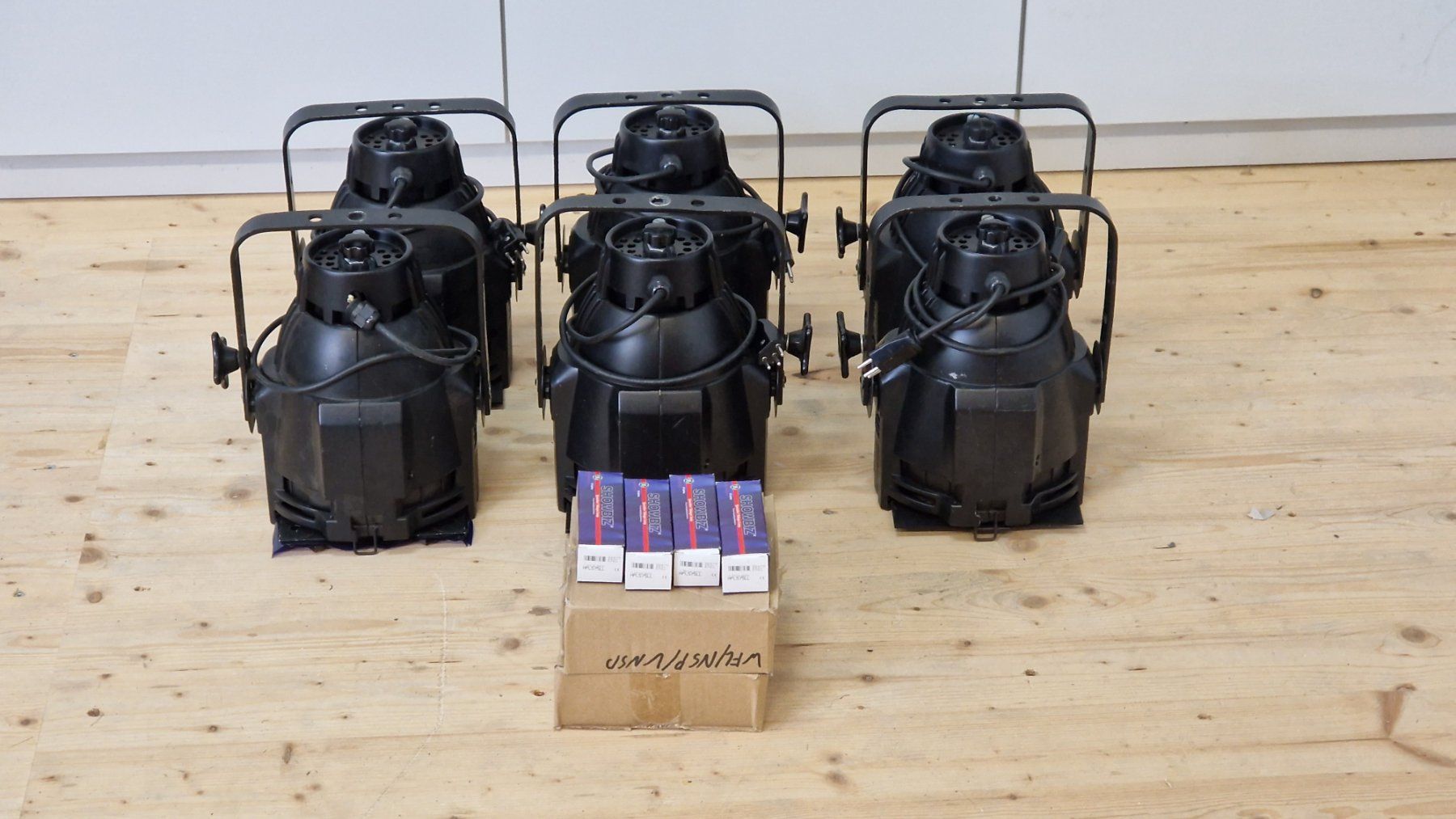 Phares: Halogen Multipar Scheinwerfer – D'occasion à Homberg b. Thun par Pro_speaker 1