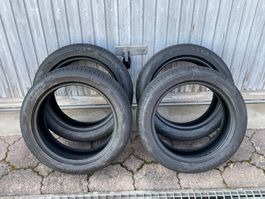 Sommerreifen Barum Bravuris 5  205/50 R17 4 x 7mm