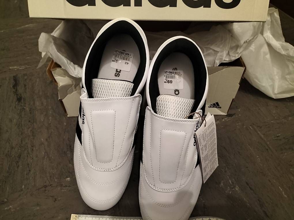 Adidas Scarpe da donna: Adidas Turnschuhe – Nuovo (secondo la descrizione) da Amriswil venduto da cbe_cr6q 3