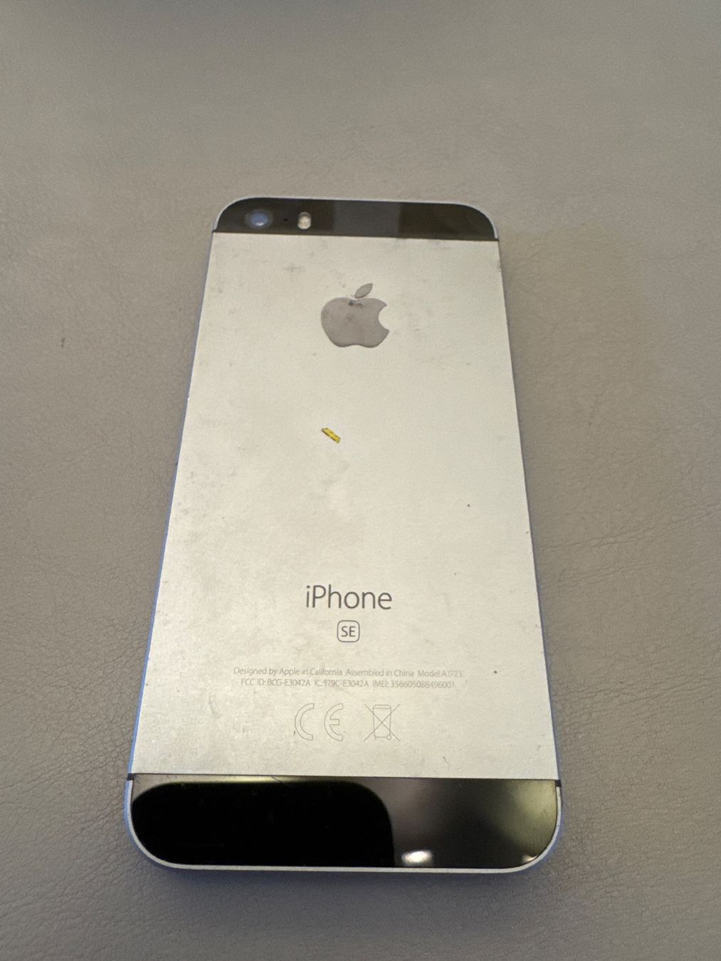 Apple Telefoni cellulari / Smartphones: iPhone SE – Difettoso da Adliswil venduto da Busys 1