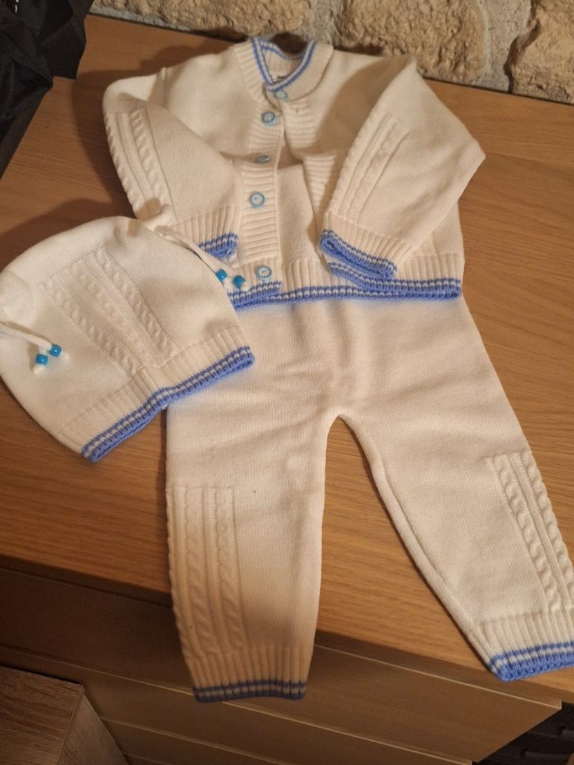 Lotti & Set di vestiti: Ensemble neuf en coton pour bébé – Usato da La Chaux-de-Fonds venduto da kellina