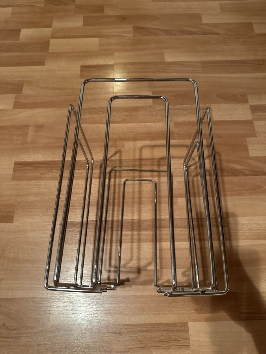 Altro per la casa: Zeitungsständer aus Metall – Usato da St. Gallen venduto da mai_2lcj 2