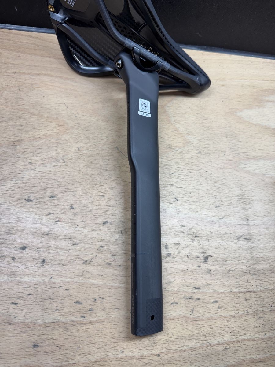 Specialized Pièces détachées: Tarmac SL9 seat post 15ofset  – Neuf avec emballage d'origine à Uster par Russicksrusso 1
