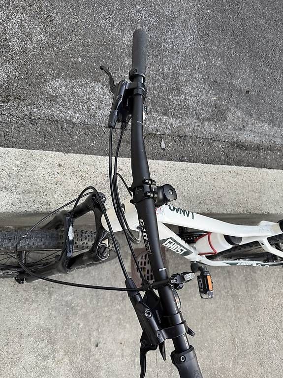 Vélos: VTT Ghost Lanao Essential 27.5? – D'occasion à Collonges par Chris56 4