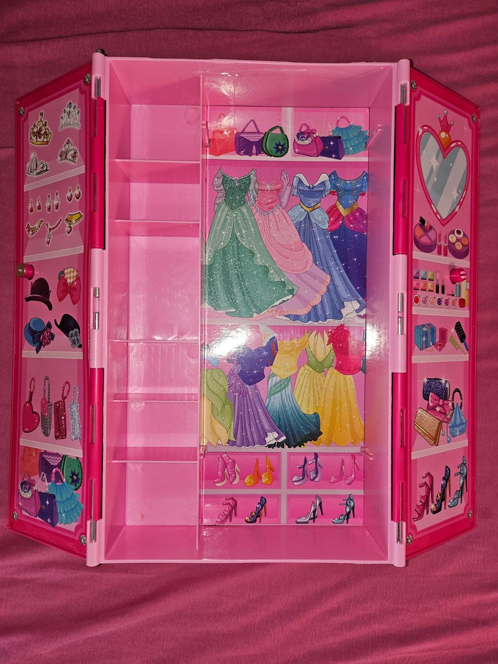 Giocattoli: Barbie Kleiderschrank – Usato da Thun venduto da Shame 1