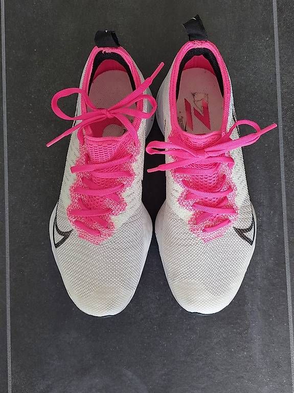 Nike Chaussures femmes: Nike Zoom next% Gr. EU 38 / US 7 – D'occasion à Frauenkappelen par Egerheim 3