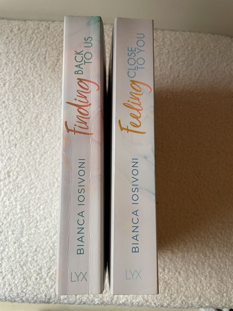 Libri: Finding back to us und Feeling close to you – Usato da Adetswil venduto da Mschnuffi 2