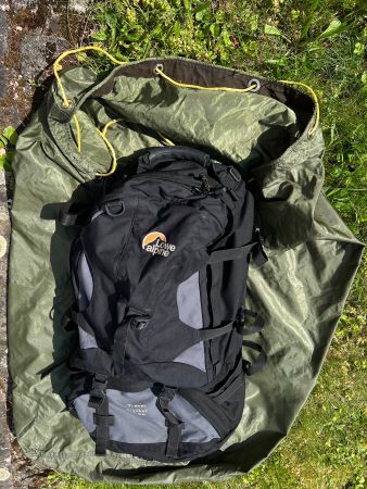 Lowe alpine Travel-Trekker 60l