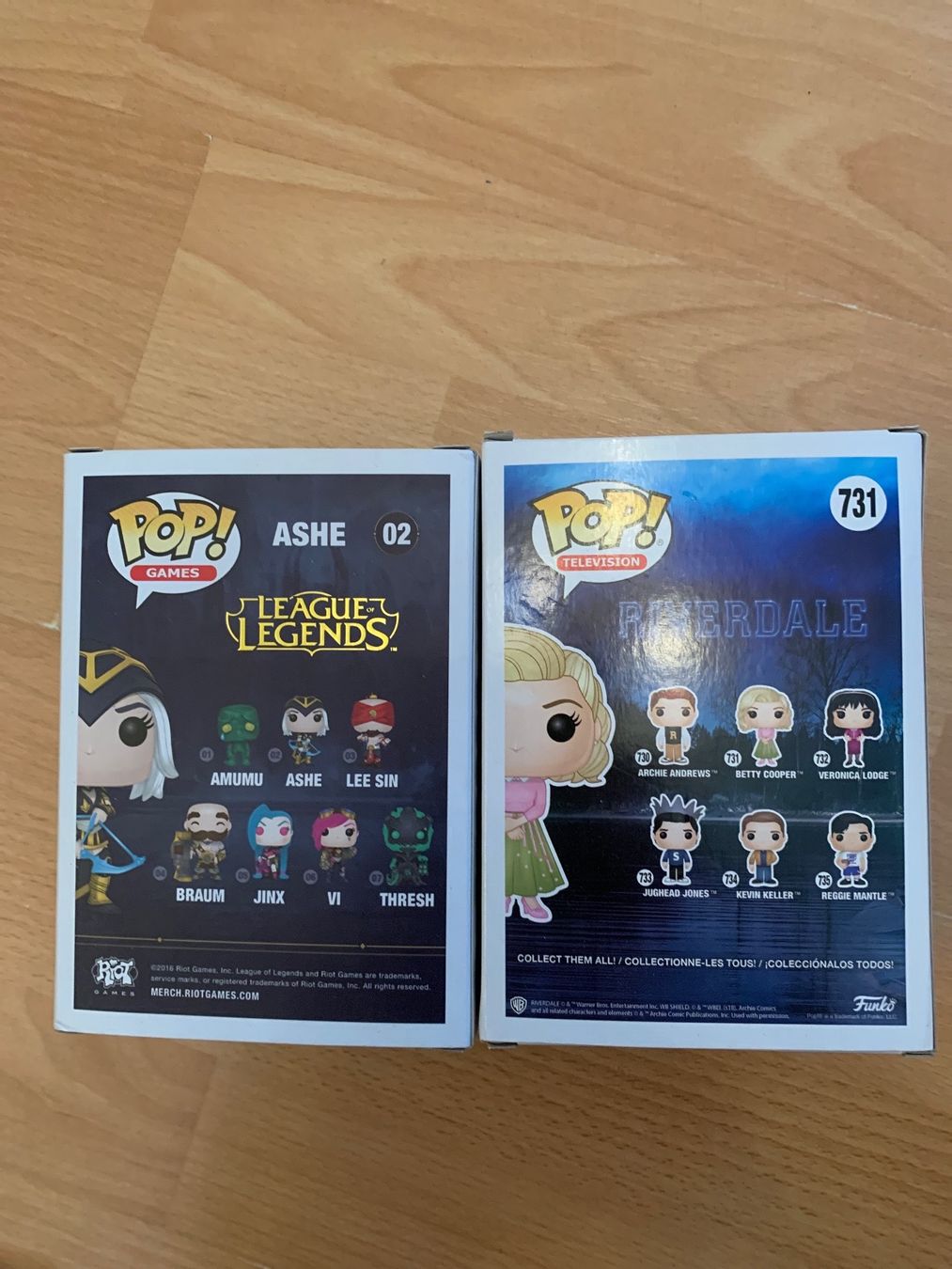 Statuette: Lot de 2 pops Ashe et Betty Cooper – Usato da MEYRIN venduto da Gwendo10 1