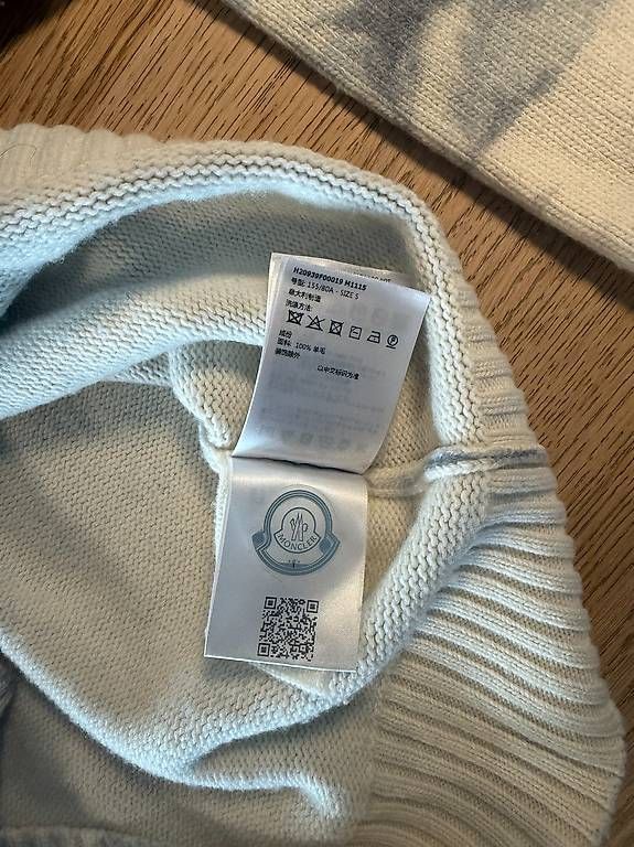 Maglioni & Felpe: Moncler Wool Sweater Original Size S – Usato da Canobbio venduto da esa_2vds 1
